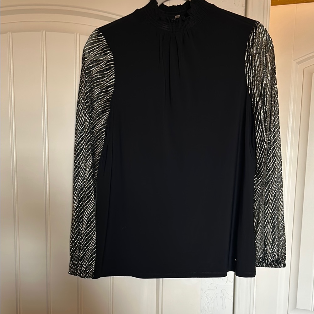 Chic Black Blouse with Patterned Sleeves